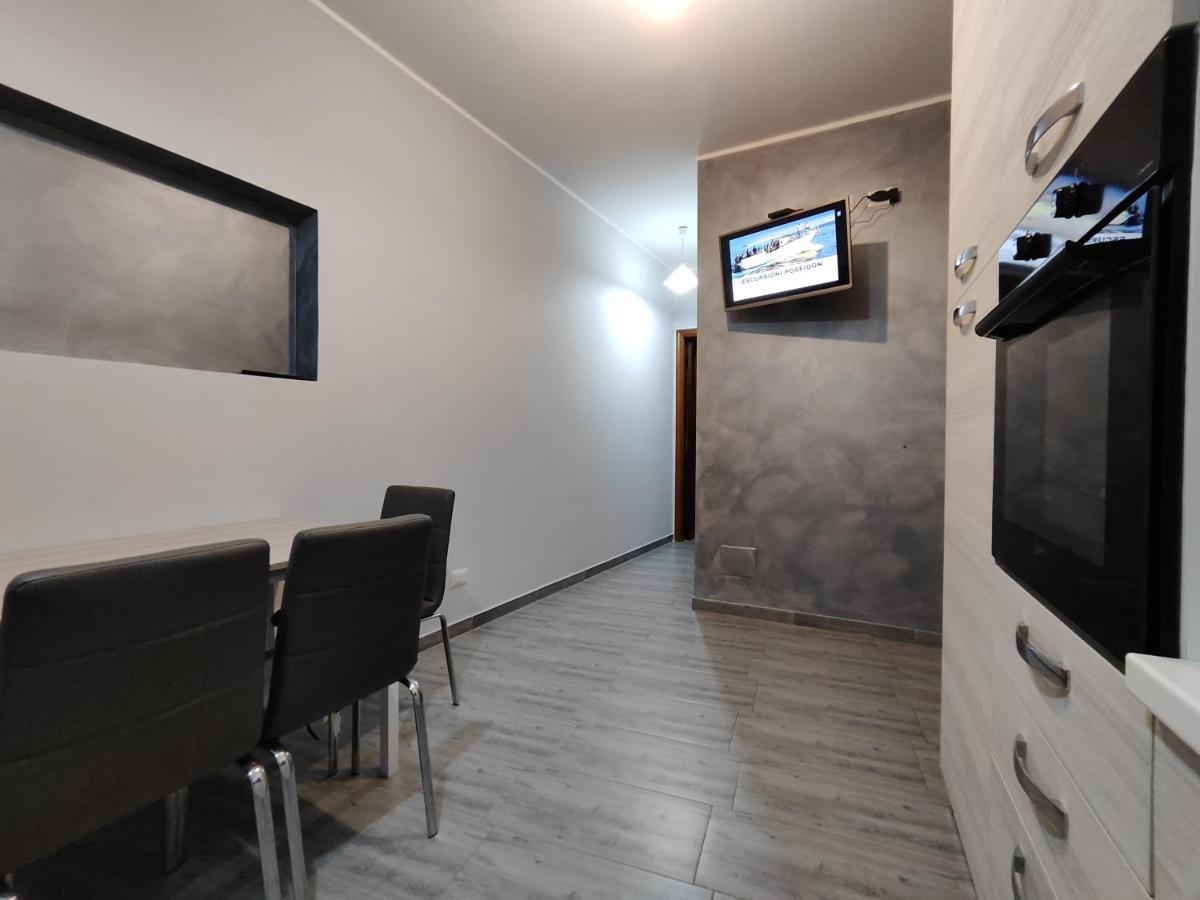 Sicily Travel Apartment'S 2 Giardini-Naxos Buitenkant foto