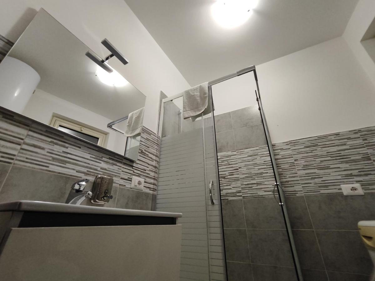 Sicily Travel Apartment'S 2 Giardini-Naxos Buitenkant foto
